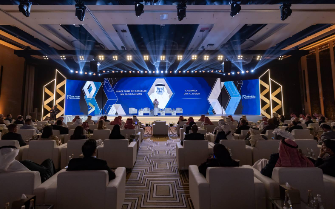 تصوير الفعاليات المؤسسية في السعودية دليل شامل لتوثيق فعاليات الشركات